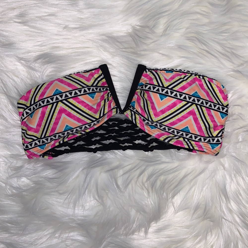 5 for $25🎈pacsun strapless swim top